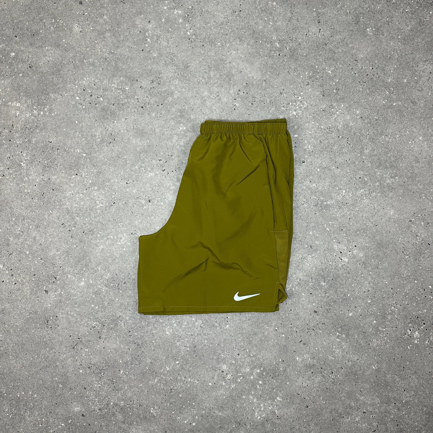 Nike Moss 7 Inch Challenger Shorts