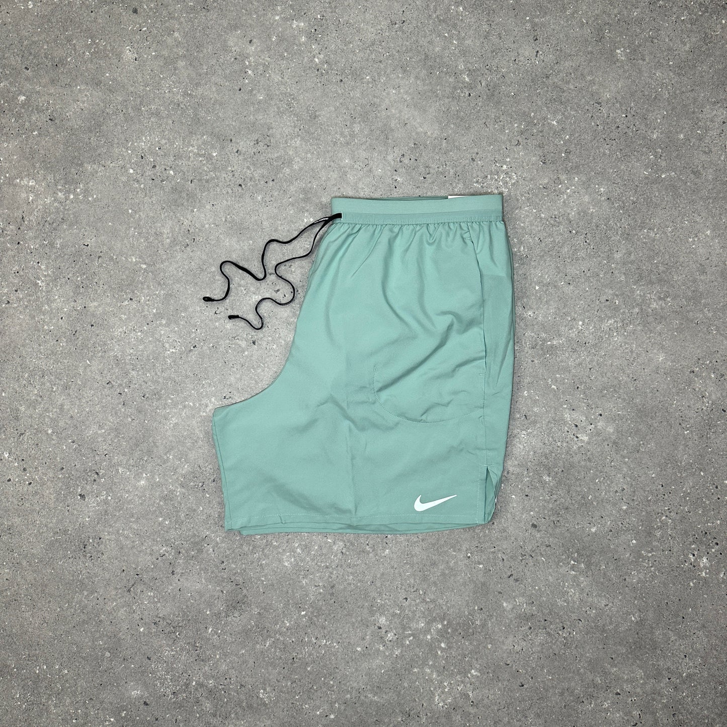 Nike Mineral Flex Stride 7 Inch Shorts
