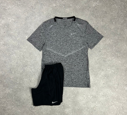 NIKE Rise 365 T- Shirt Grey/ Black Set With Black 7” Challenger Shorts