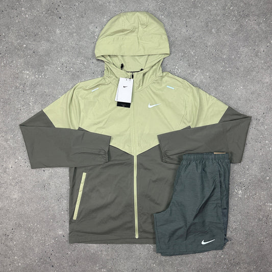 Nike Olive Aura Windrunner Set