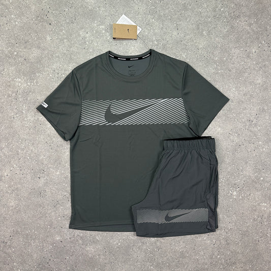 Nike Grey Flash Set 5 Inch