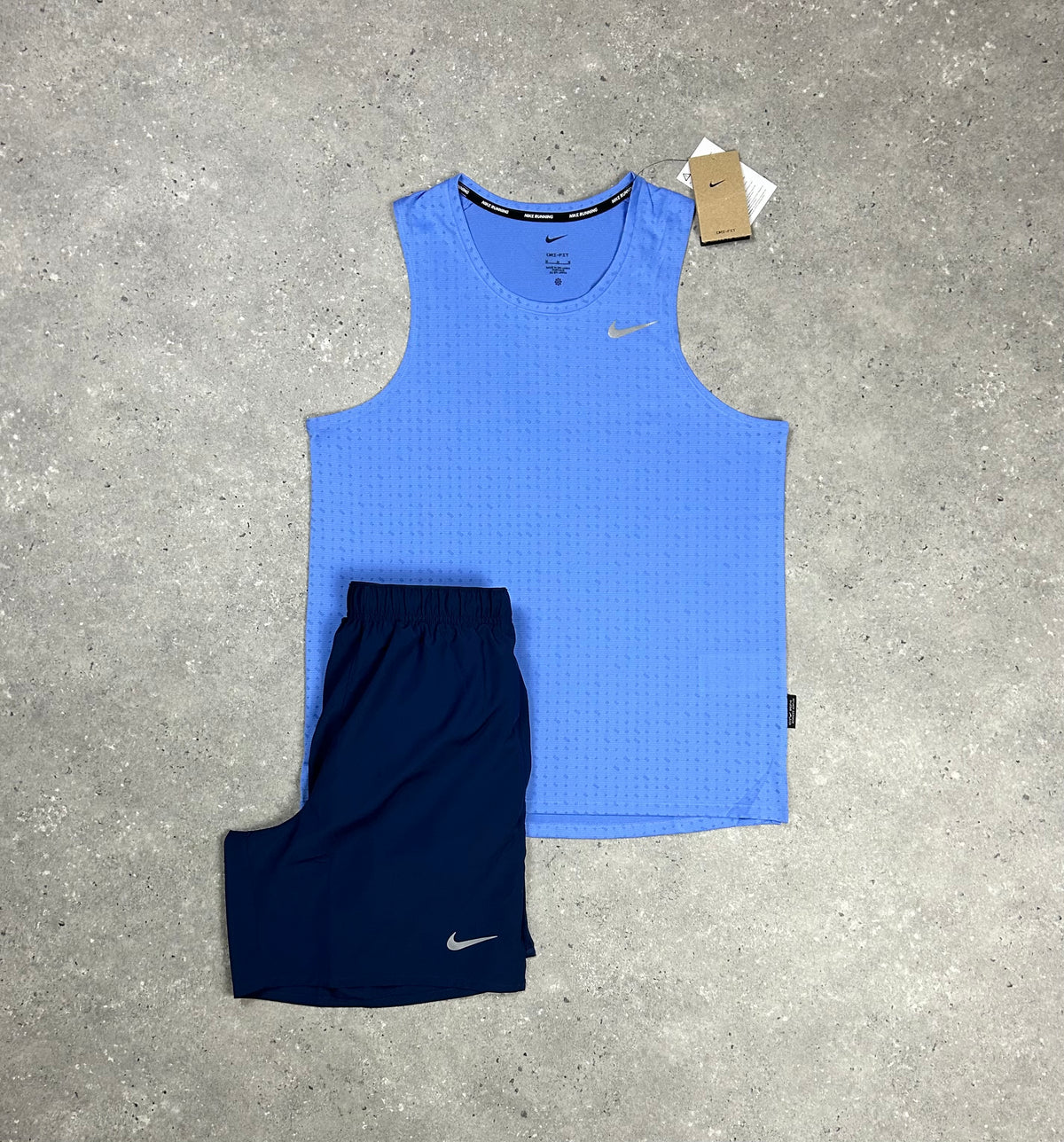 Nike Dri-Fit Miler Breathe Vest Set With Navy Nike Challenger 7” Short
