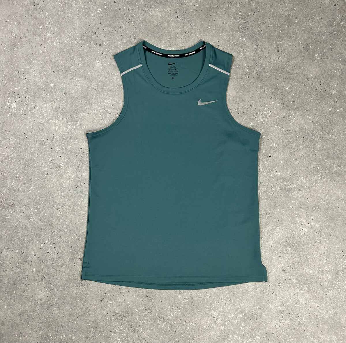 Nike Mineral Slate Miler Vest & 5”  Mineral Slate Challenger Short