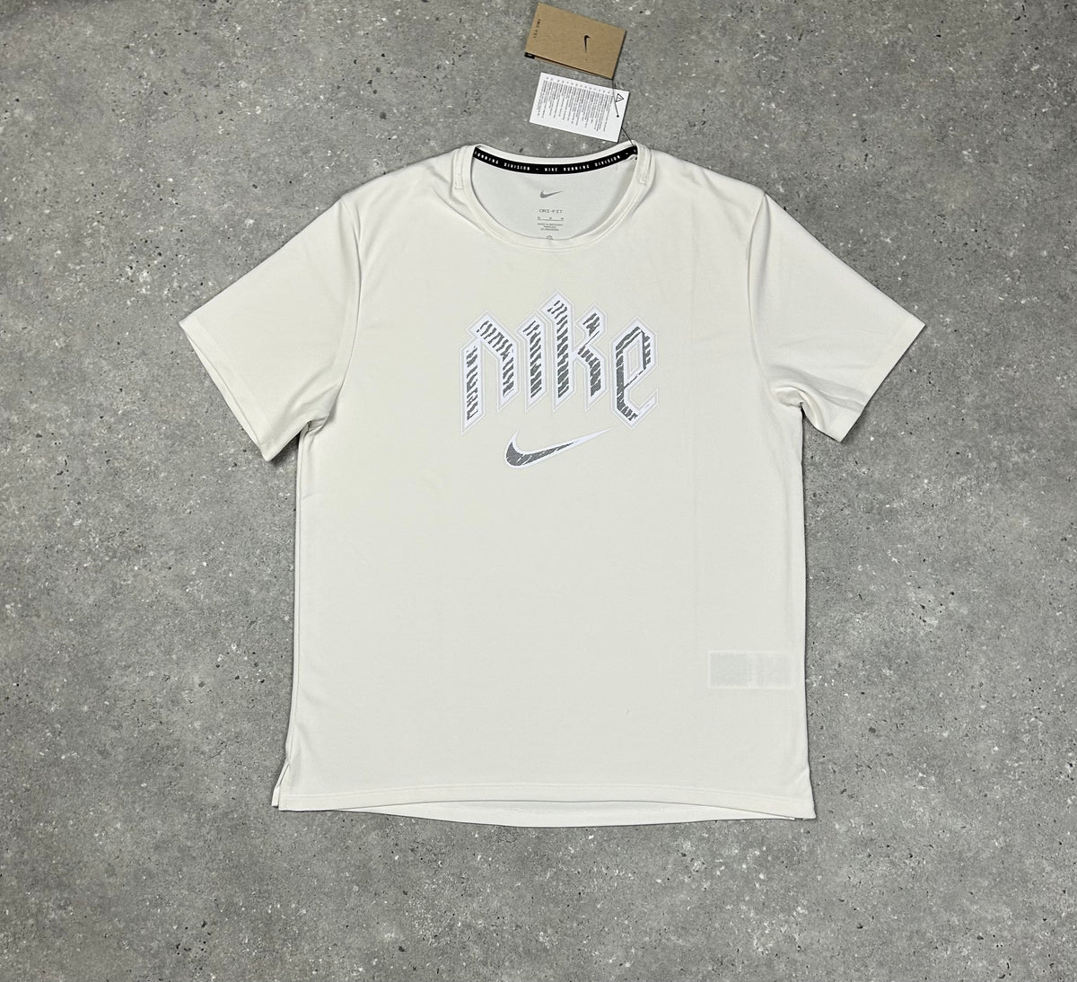 Nike Dri-Fit Run Division Miler