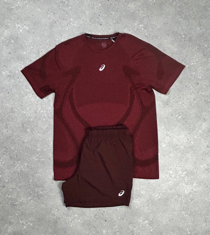 Asics Burgandy Seamless T-Shirt & 5” Short