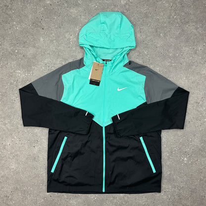 Nike Hyper Turquoise Windrunner Set