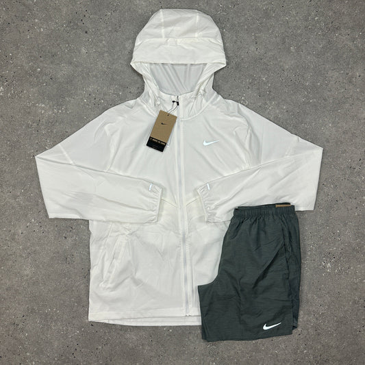 Nike White Windrunner Set