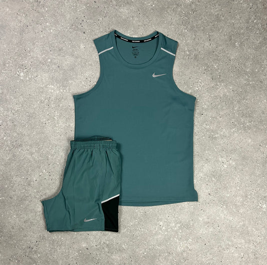 Nike Mineral Slate Miler Vest & 5”  Mineral Slate Challenger Short