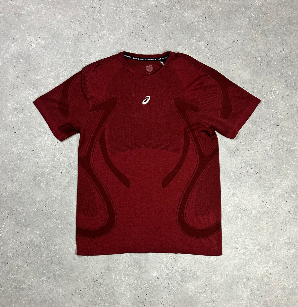 Asics Burgandy Seamless T-Shirt & 5” Short
