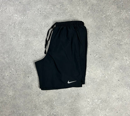 NIKE Rise 365 T- Shirt Grey/ Black Set With Black 7” Challenger Shorts