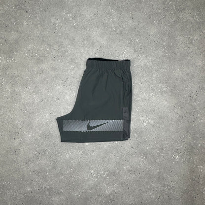 Nike Grey Flash Set 5 Inch