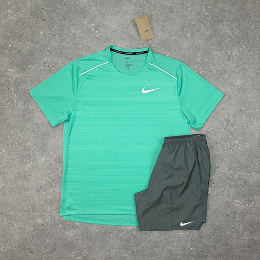 Nike Mint 1.0 Miler Set