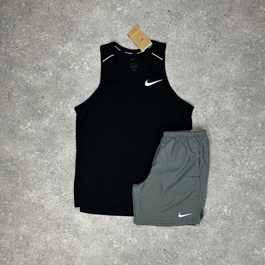 Nike Black 1.0 Miler Vest Set