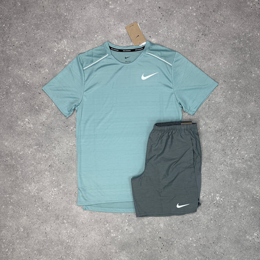 Nike Mineral 1.0 Miler Set