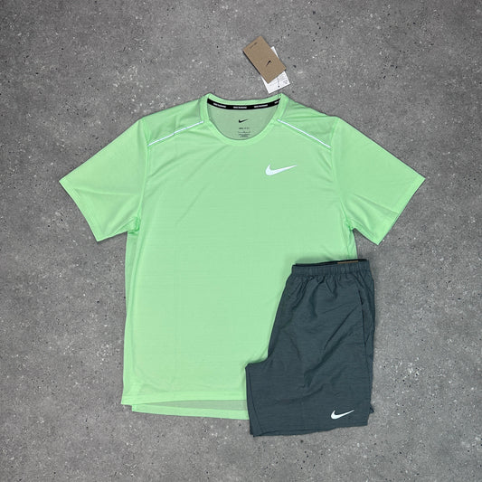 Nike Vapour Green 1.0 Miler Set