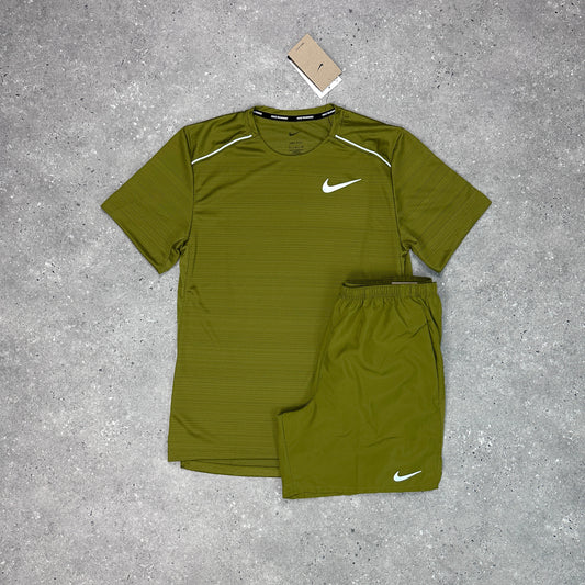 Nike Moss 1.0 Miler Set
