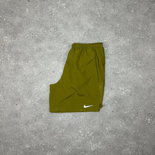 Nike Moss 7 Inch Challenger Shorts